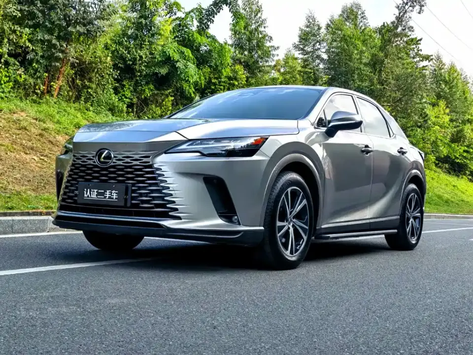 Lexus RX 300 4WD Premium Edition 2025