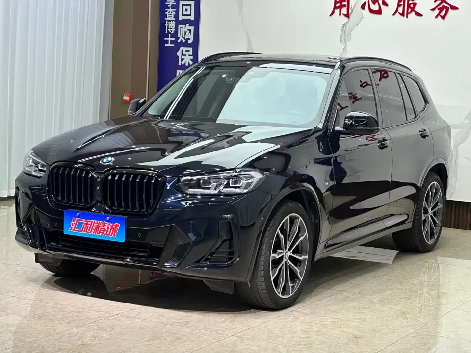 BMW X3 xDrive30i Leading M Night Package 2024