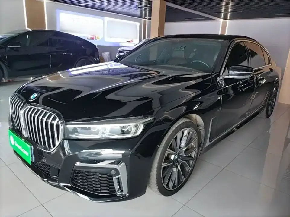 BMW 7 Series Facelift 740Li Leading M Sport Package 2020