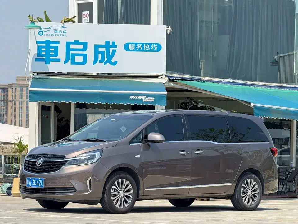 Buick GL8 Land Business Class 652T Premium 2020