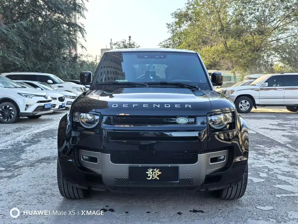 Land Rover Defender 110 3.0T P400 -Dynamic HSE 2026