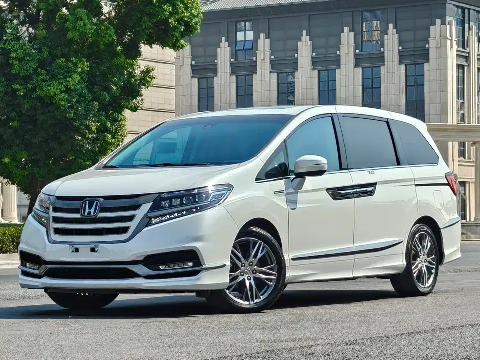Honda Elysion 2.0L Hybrid Supreme Edition 2021