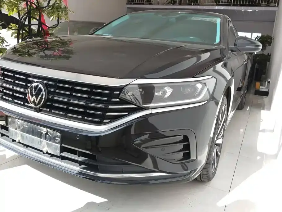 Volkswagen Passat 330TSI Elite Edition 2022