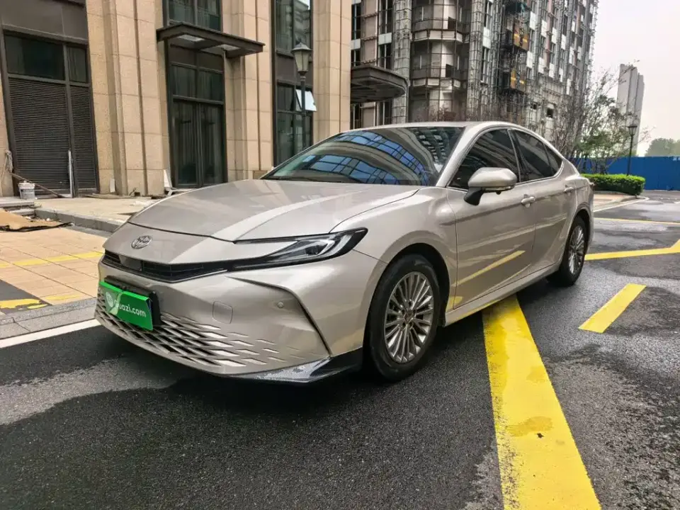 Toyota Camry 2.0E Elite Edition 2024