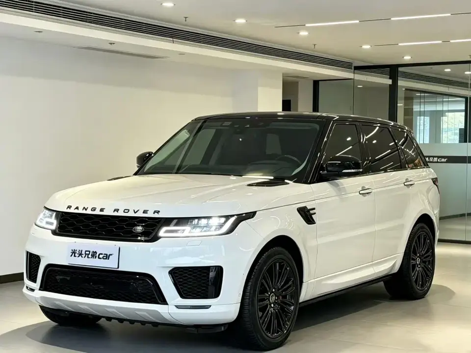 Land Rover Range Rover Sport 3.0 L6 HST 2021