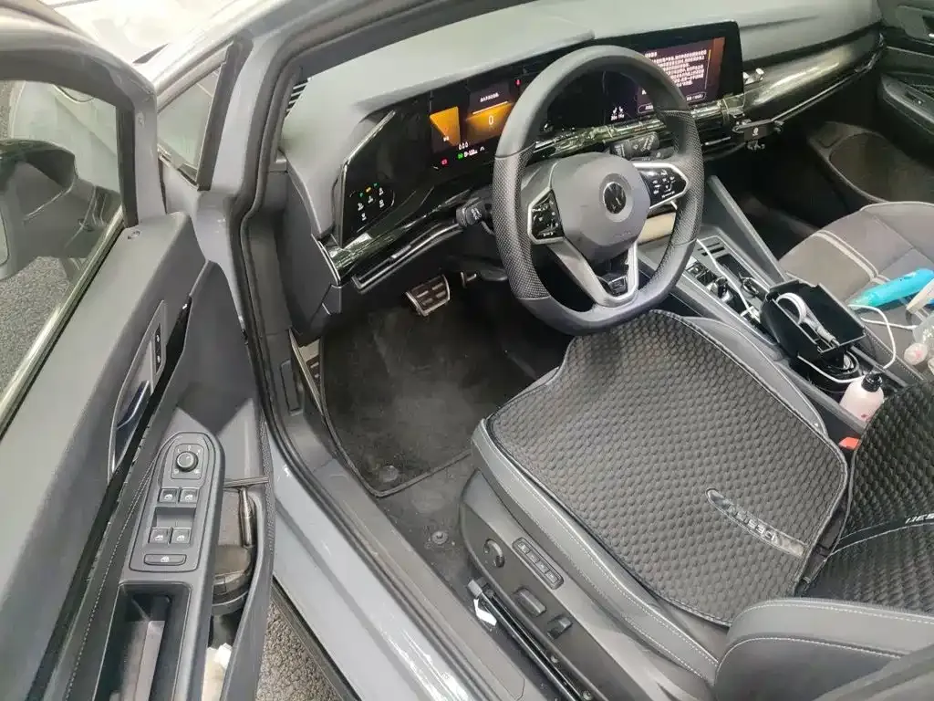 Volkswagen Golf 280TSI DSG R-Line Lite 2024 — фото 12