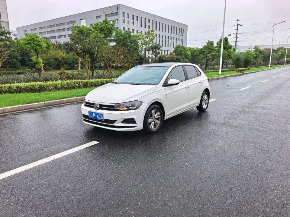 Volkswagen Polo Plus 1.5L Automatic Colorful Tech Edition 2021