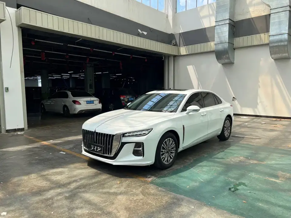 Hongqi H5 1.5T DCT Smart Connect Flag Rhythm Edition 2024