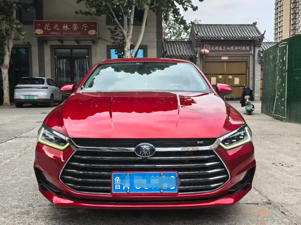 BYD Qin Pro Surpass Edition 1.5TI Automatic Premium 2021
