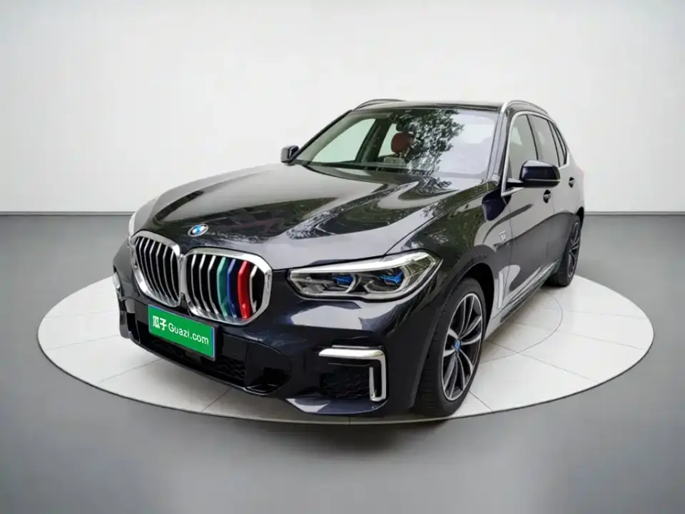 BMW X5 xDrive 30Li Premium M Sport Package 2022