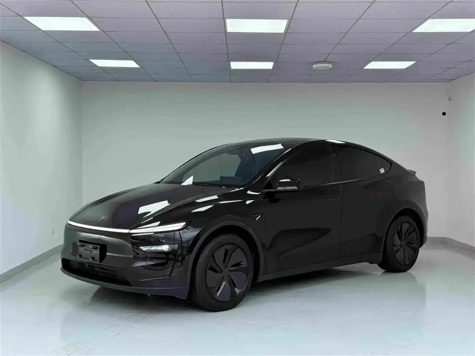 Tesla Model Y Rear-Wheel Drive 2026