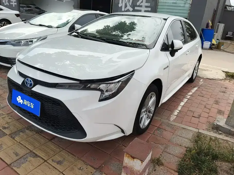 Toyota Levin Dual Engine 1.8H E-CVT Luxury Edition 2022