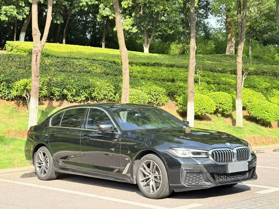 BMW 5 Series 525Li M Sport Package 2023