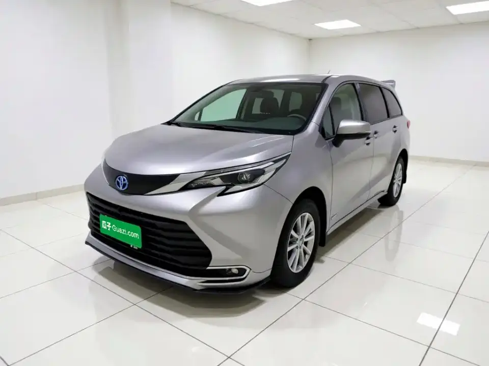 Toyota Sienna 2.5L Hybrid Comfort Edition 2022
