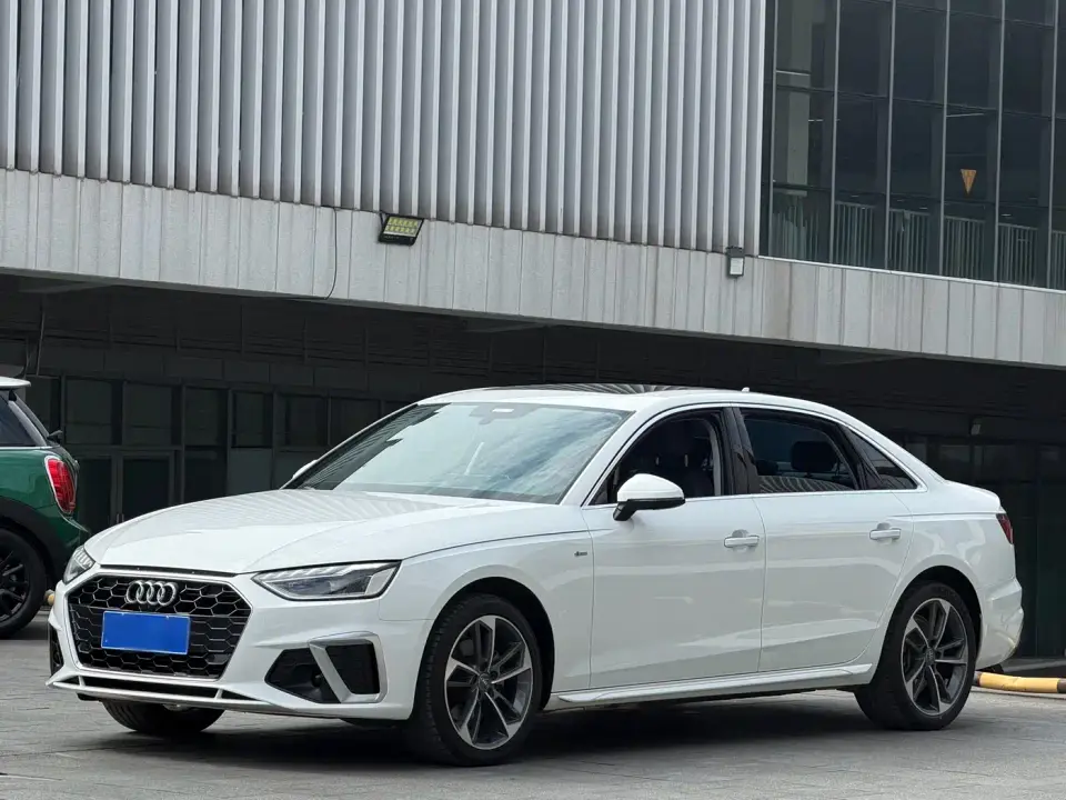 Audi A4L 40 TFSI Premium Life Edition 2021