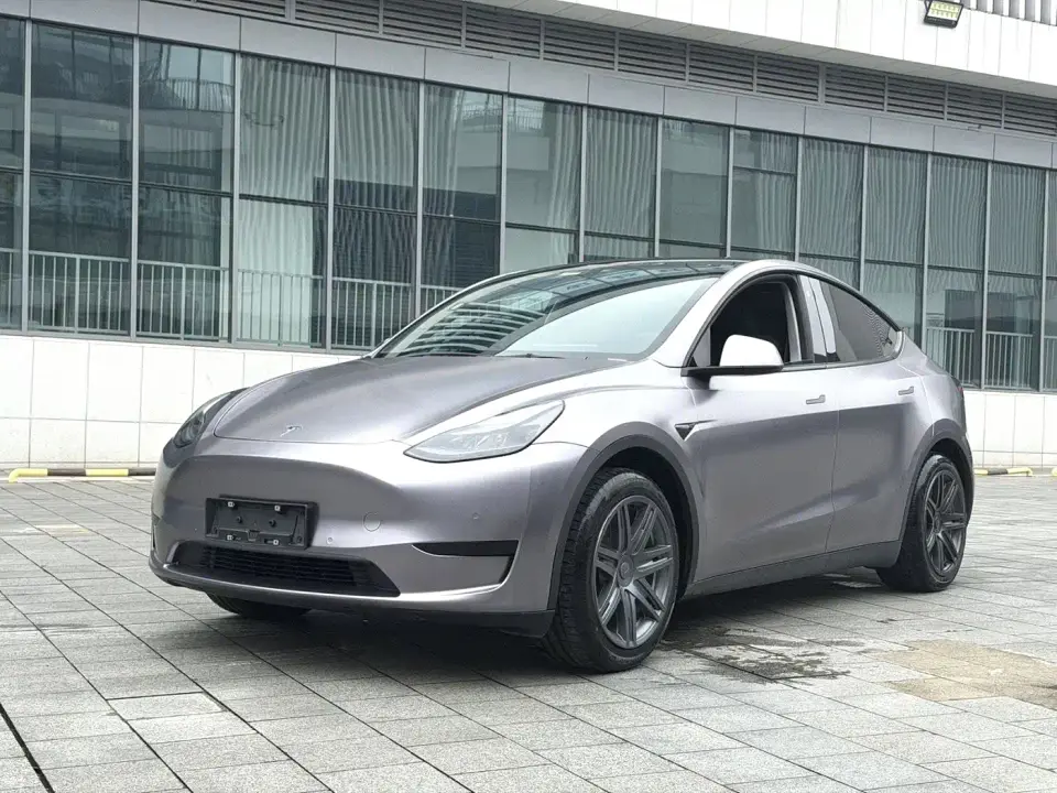 Tesla Model Y Rear-Wheel Drive Version 2023