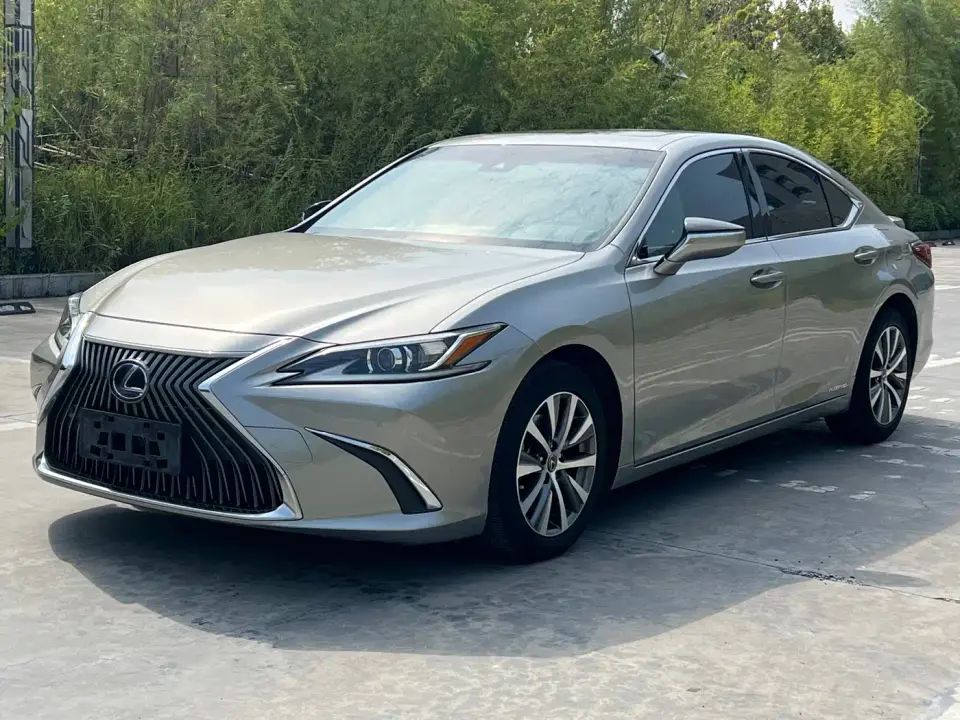 Lexus ES 300h Excellence Edition China V 2019