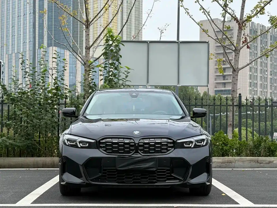 BMW 3 Series 325Li M Sport Shadowline Package 2024