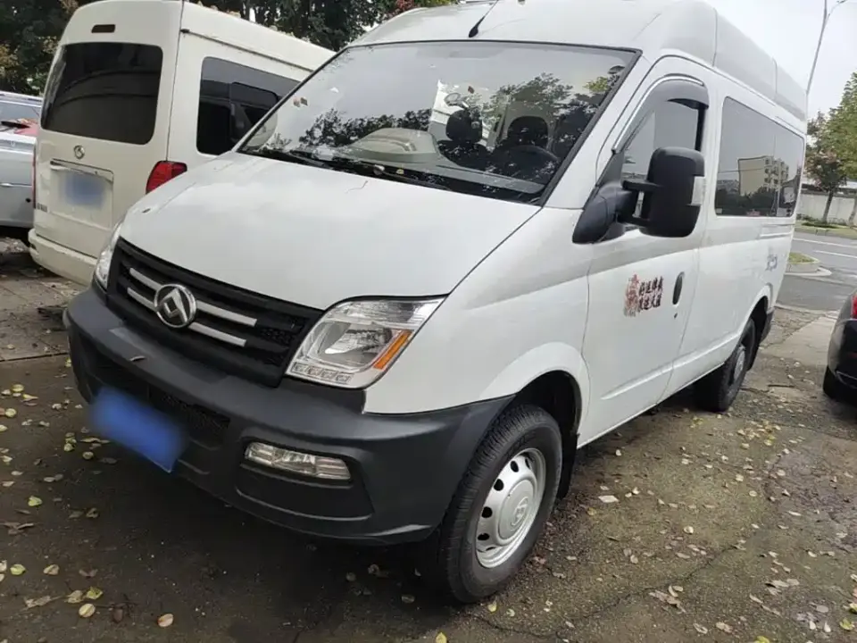 SAIC Maxus Xintu V80 Model 2.5T Classic 6-speed manual Aoyuntong short wheelbase medium roof 5/6-seater 2020