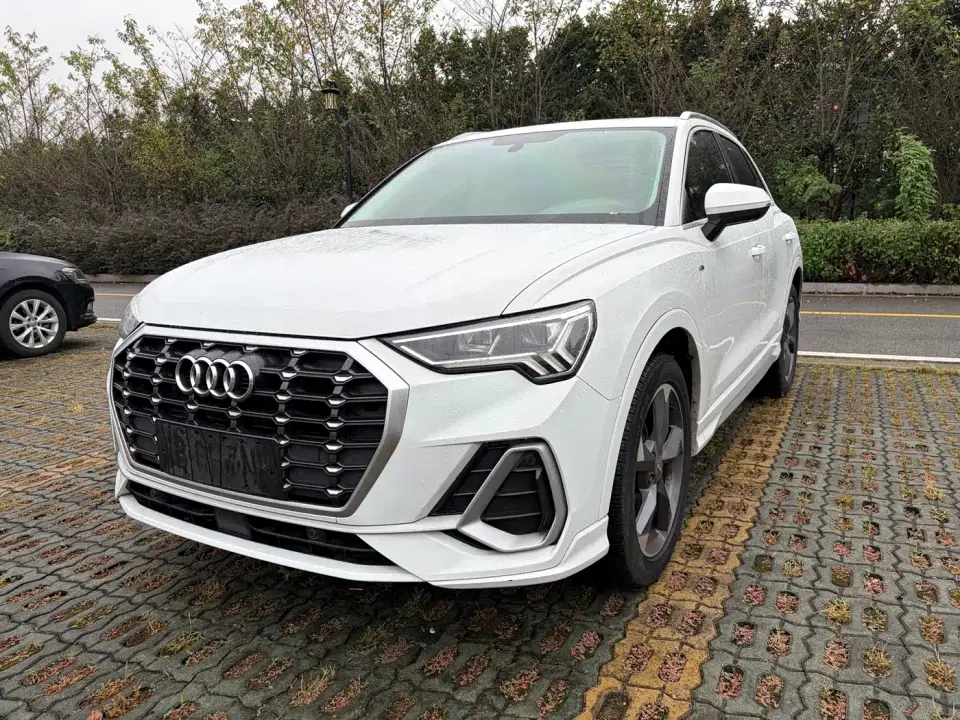 Audi Q3 35 TFSI Fashion Dynamic 2020