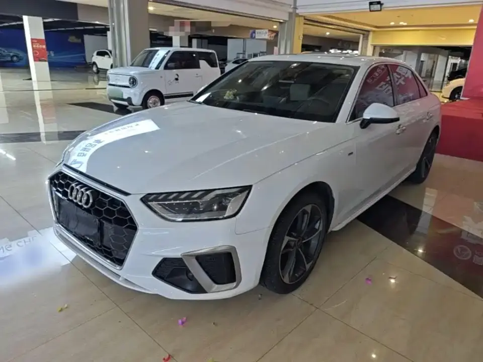 Audi A4L 40 TFSI Fashion Dynamic 2022