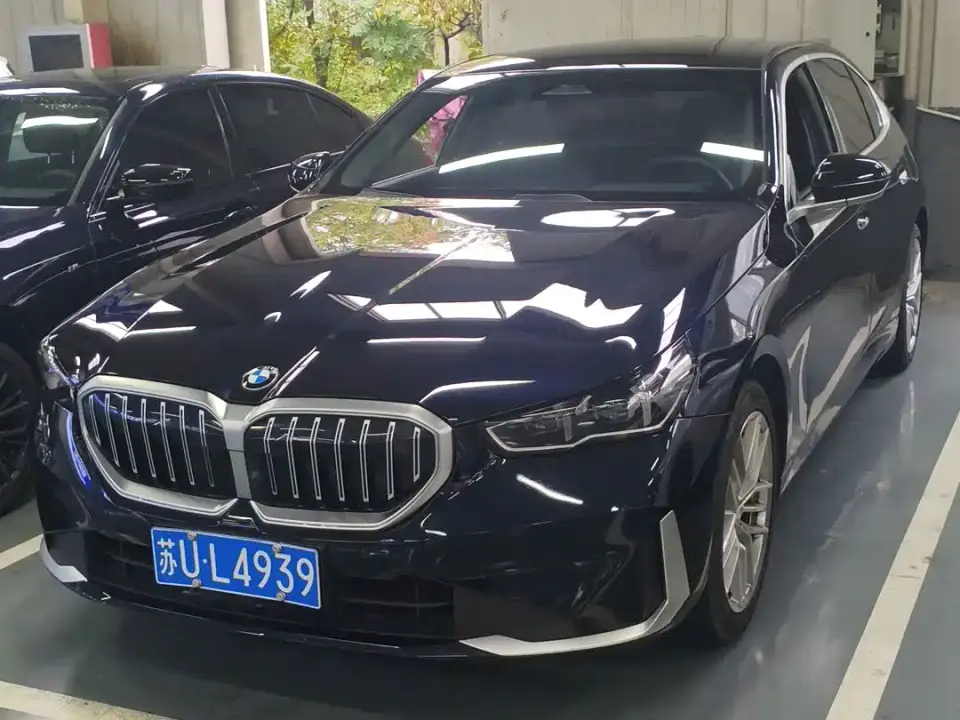 BMW 5 Series 525Li M Sport Package 2024