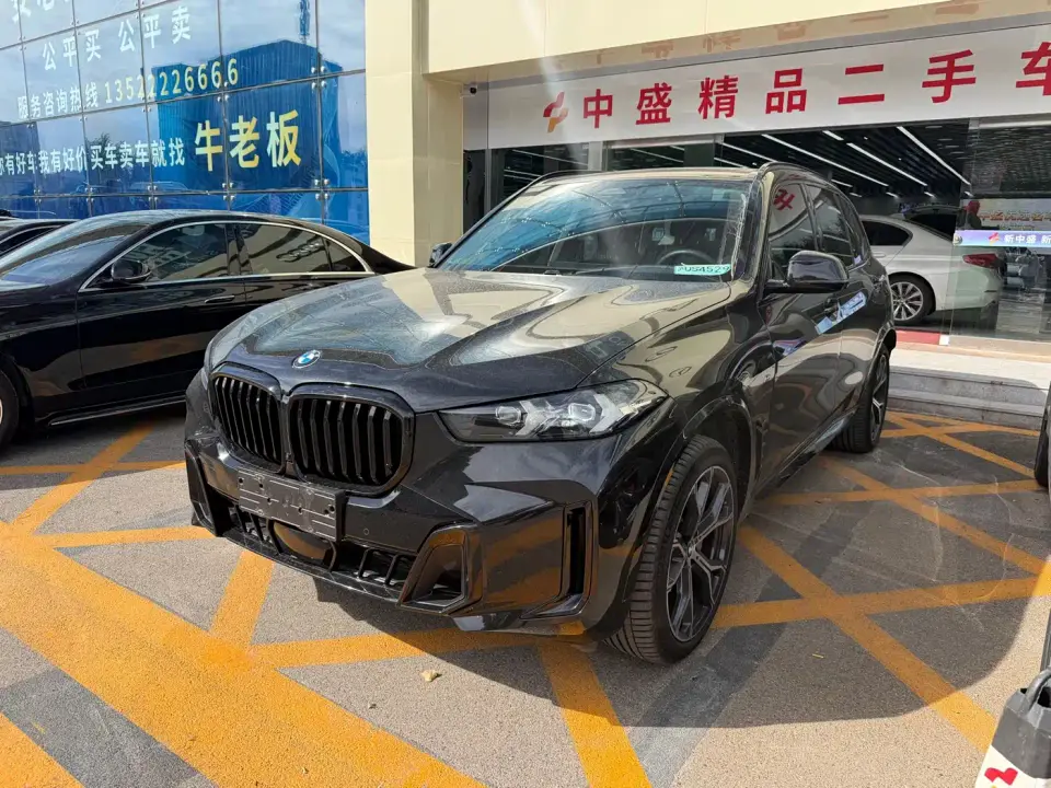 BMW X5 Model xDrive 30Li Exclusive M Sport Blackout Package 2026
