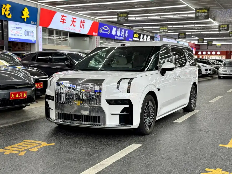 Zeekr 009 7-Seat Aisle AWD Version 108kWh 2025