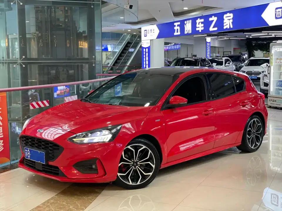 Ford Focus Hatchback EcoBoost 180 Automatic ST Line 2021
