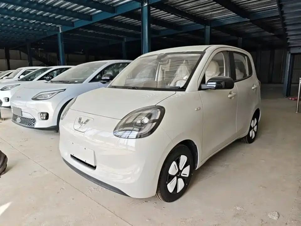 Wuling Motors Hongguang MINIEV 4-Door Advanced 2026