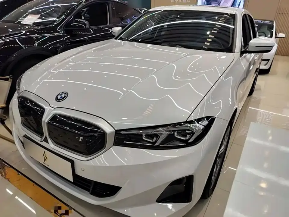 BMW i3 eDrive 35 L 2024