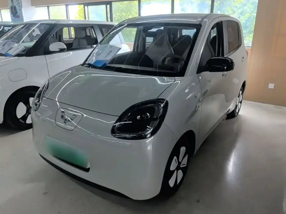 Wuling Motors Hongguang MINIEV 4-Door Advanced 2025