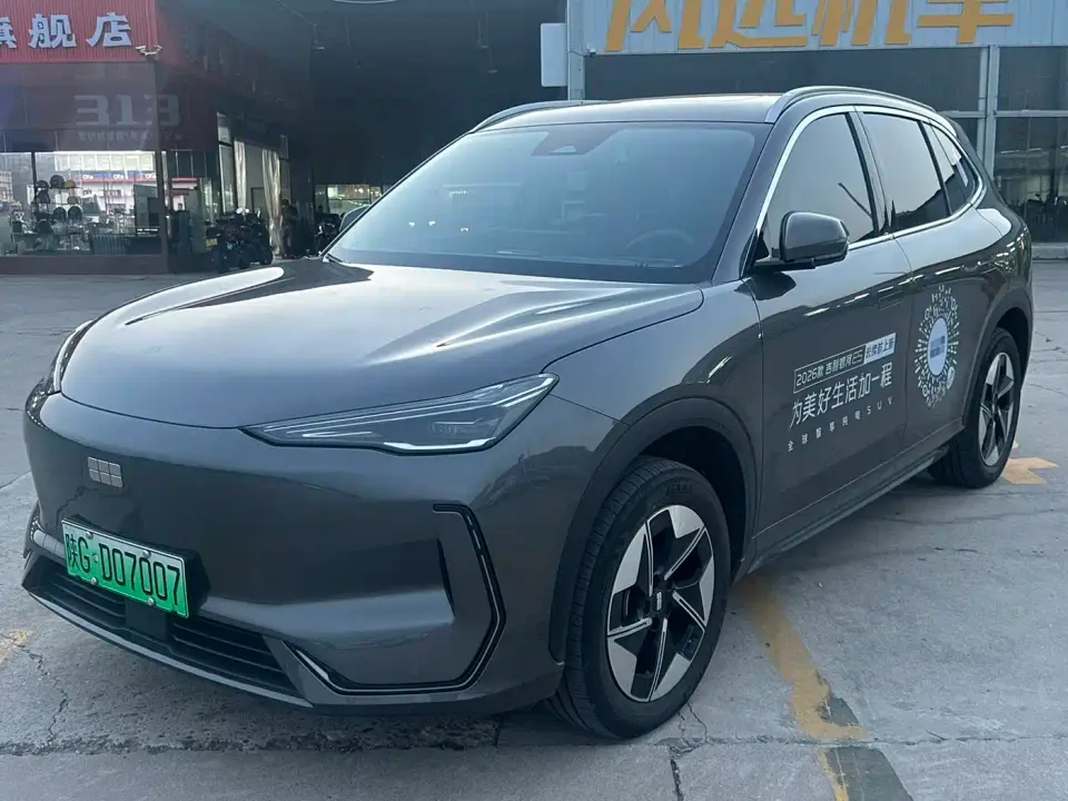 Geely Galaxy Galaxy E5 610km Explorer+ Edition 2025