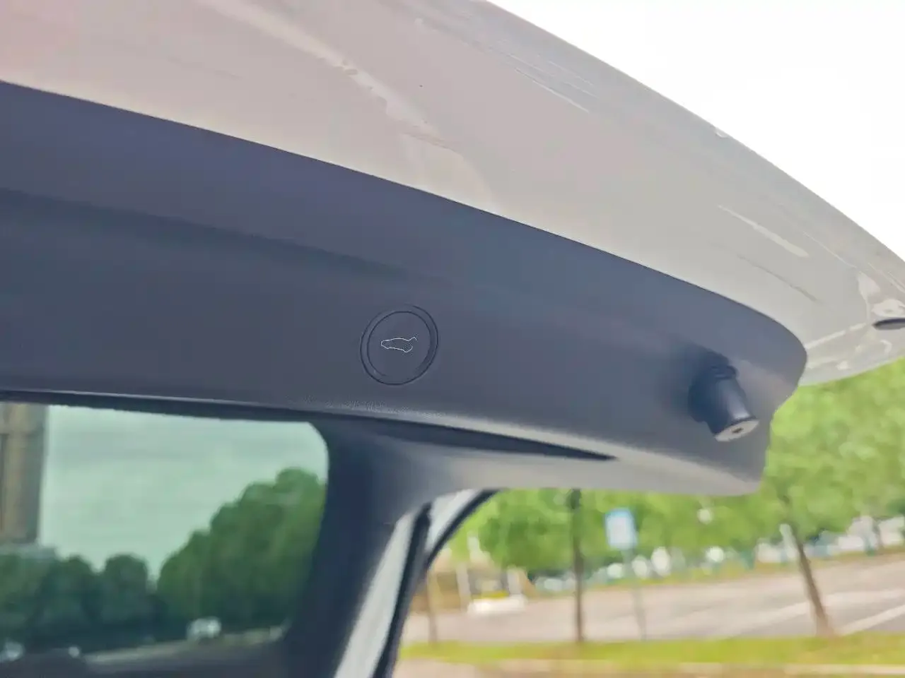 Tesla Model Y Long Range All-Wheel Drive Edition 2024 — фото 13