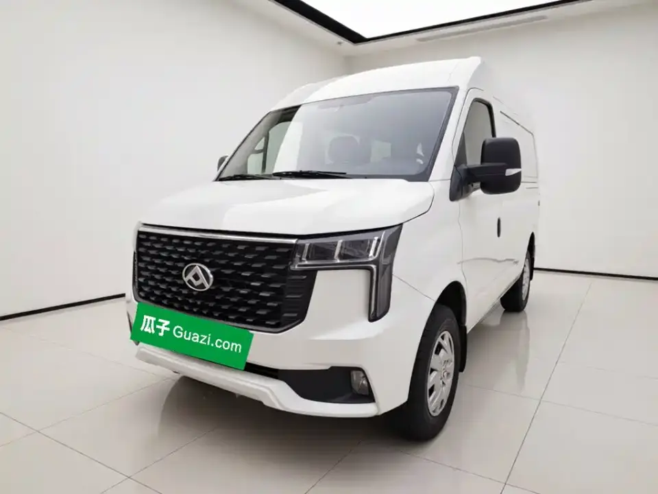 SAIC Maxus Xintu V80 PRO Aoyun 2.0T AMT Short Wheelbase Medium Roof 5/6-Seater 2024