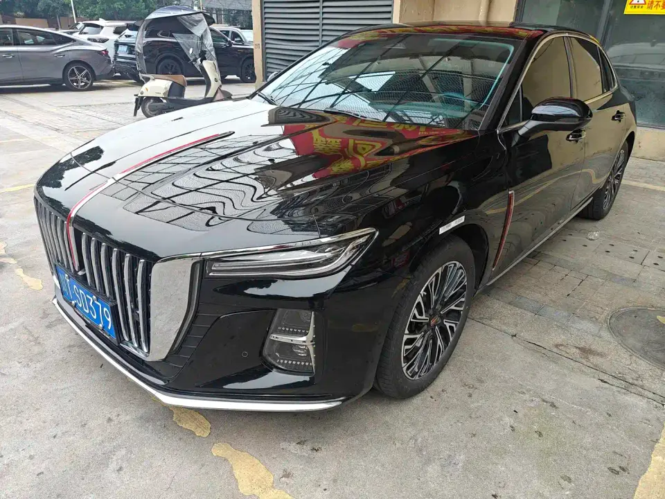 Hongqi H5 2.0T Automatic Smart Connect Flag Smooth Edition 2024