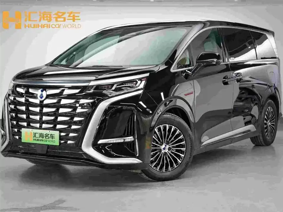 Denza D9 DM-i 980 AWD Premium 2026
