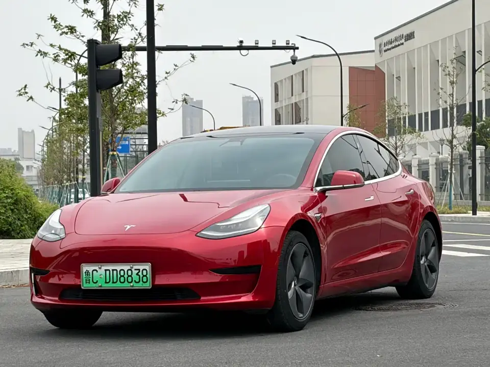 Tesla Model 3 Standard Range Rear-Wheel Drive Upgrade 2020