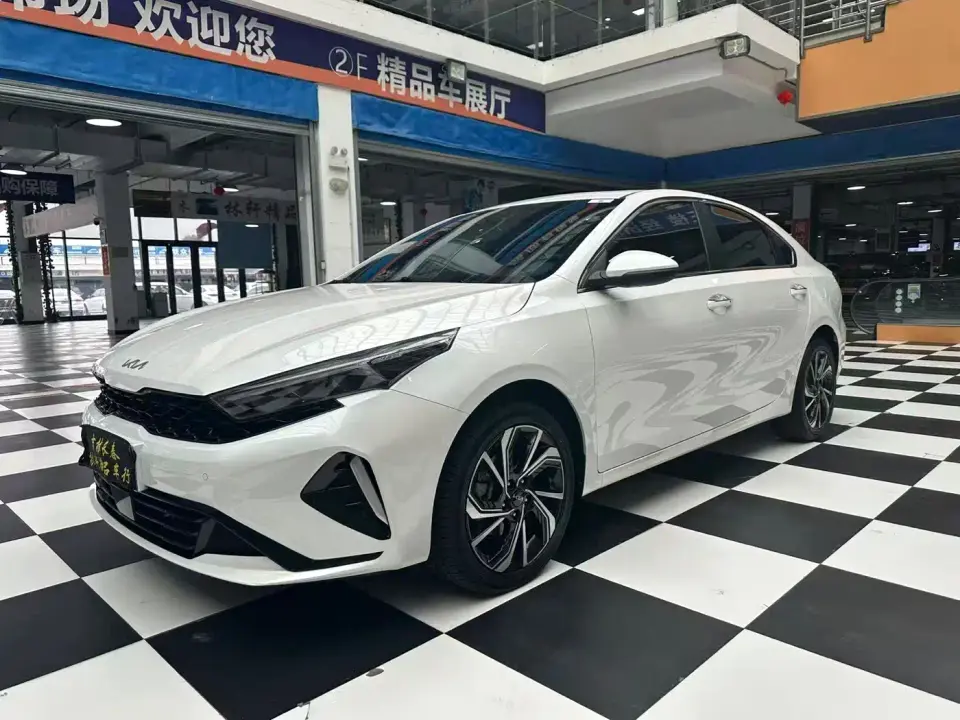 Kia K3 1.5L CVT Premium Edition 2023