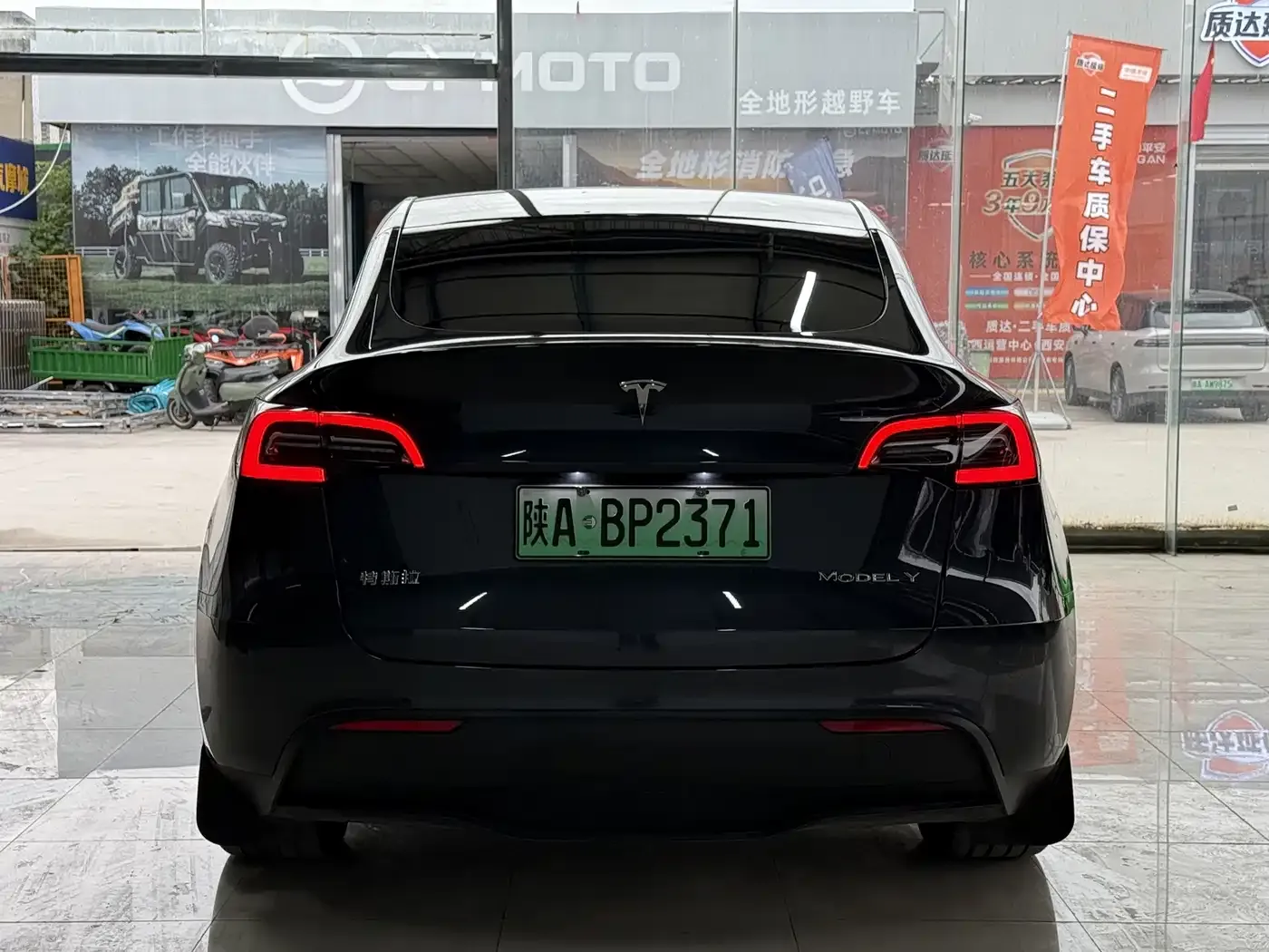 Tesla Model Y Rear-Wheel Drive Version 2024 — фото 16