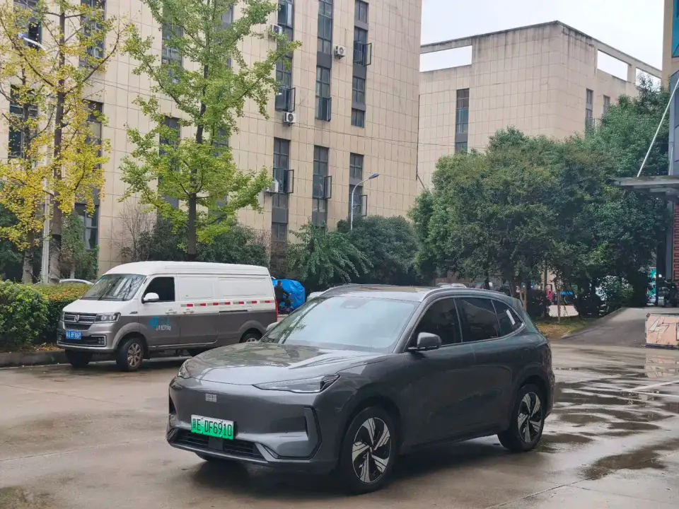 Geely Galaxy Galaxy E5 530km Starship Edition 2024