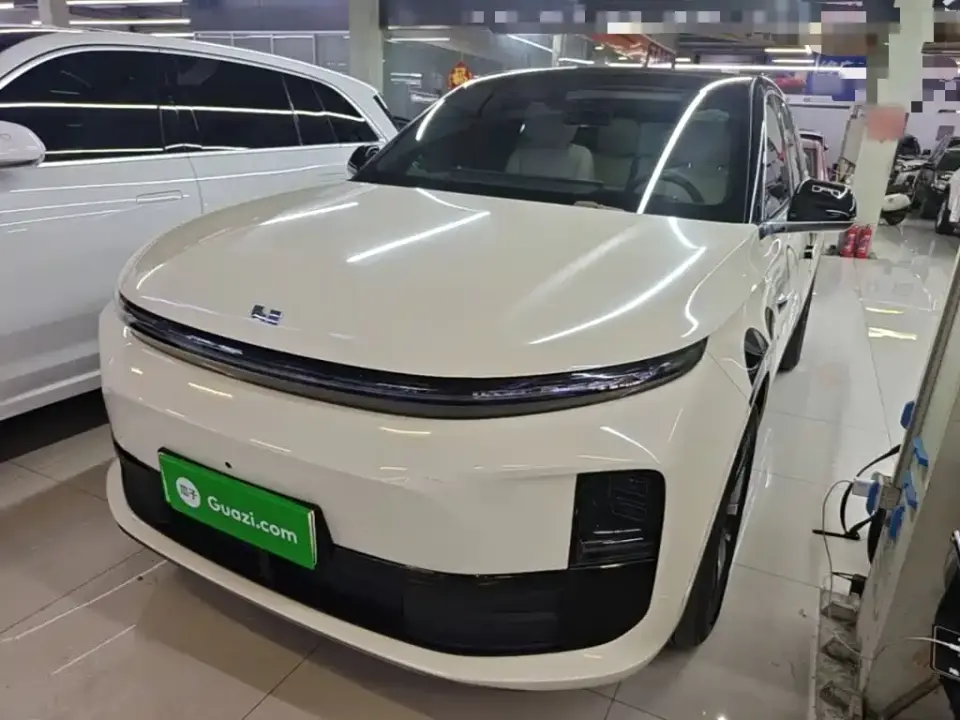 Li Auto L6 Pro 2024