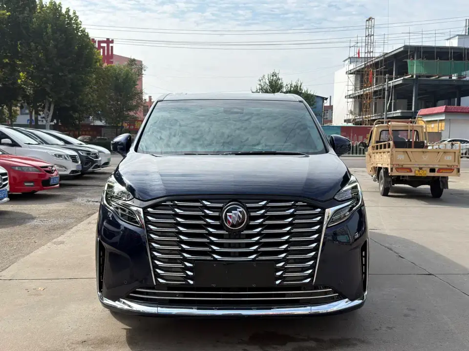 Buick GL8 Avenir 4-Seater Luxury Edition 2023