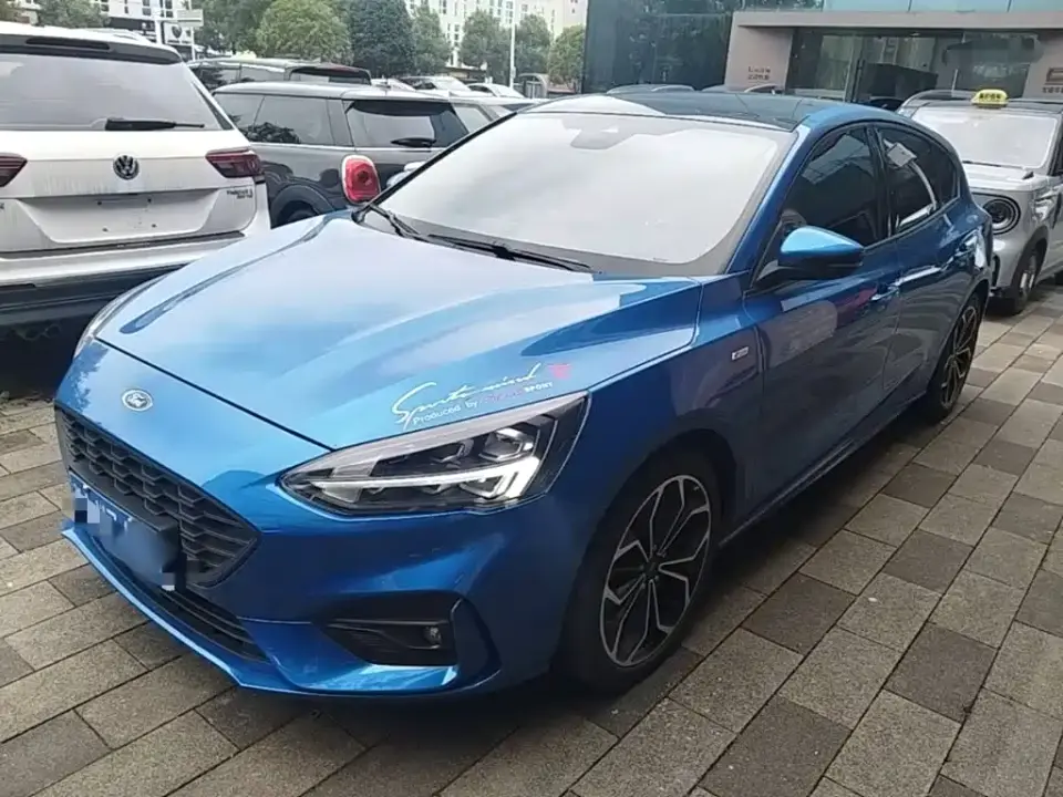 Ford Focus Hatchback EcoBoost 180 Automatic ST Line 2021