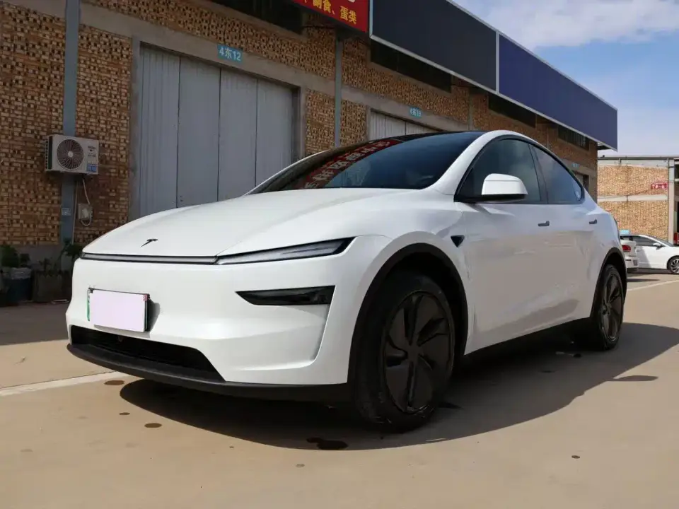 Tesla Model Y Facelift Long Range Rear-Wheel Drive 2026