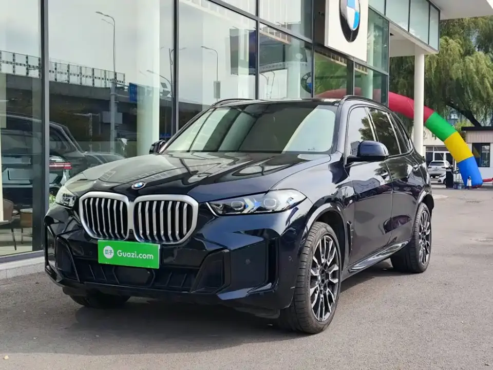 BMW X5 xDrive 40Li M Sport Black Night Package 2025