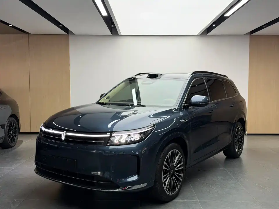 AITO Wenjie AITO M7 1.5T Smart Drive RWD Ultra 5-seater 2024