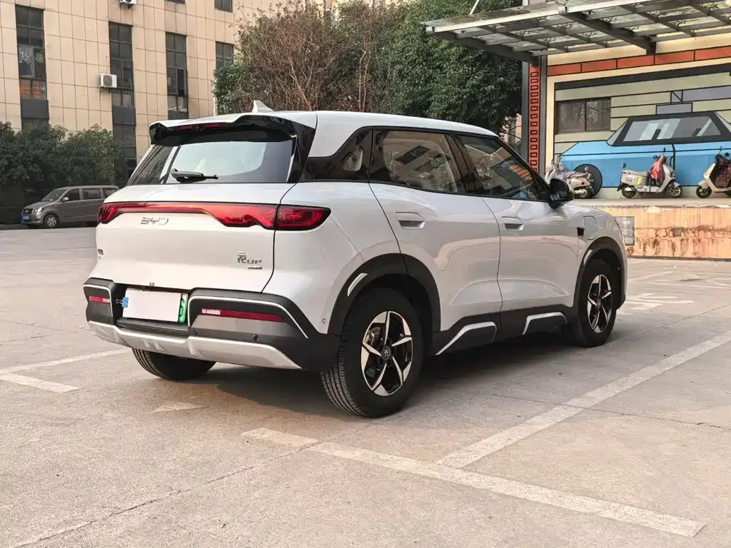BYD Yuan UP Smart Drive Edition 401KM Leading Type 2025 — фото 14
