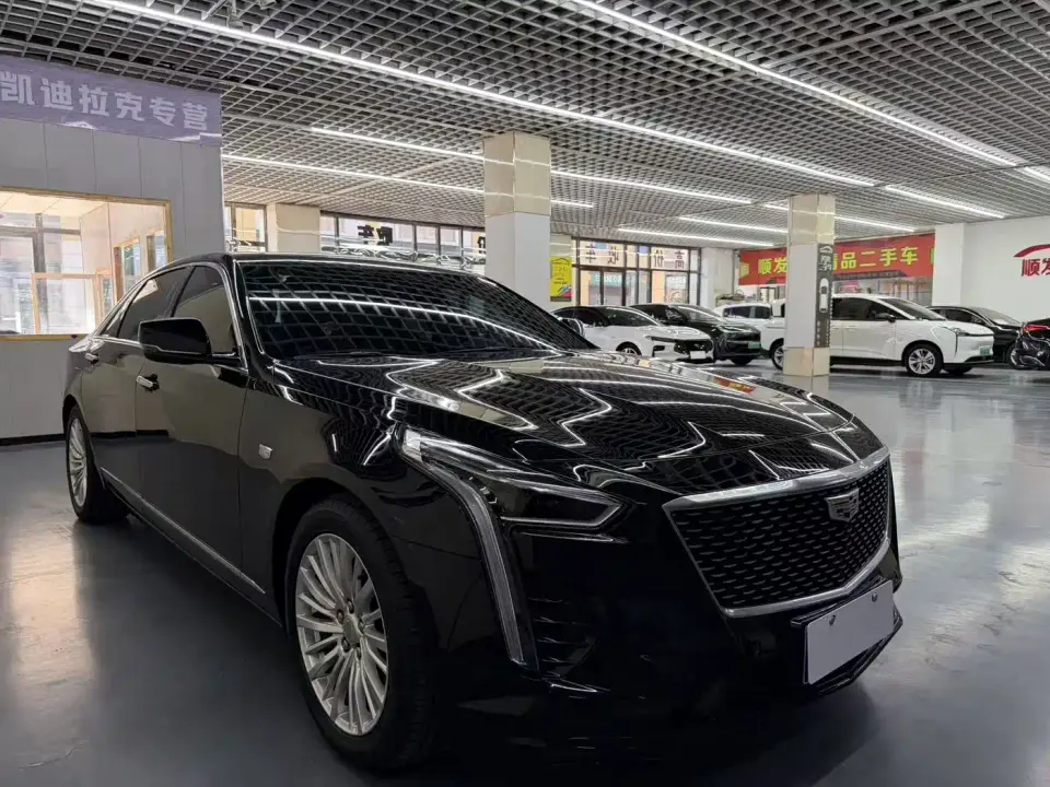 Cadillac CT6 28T Luxury 2022