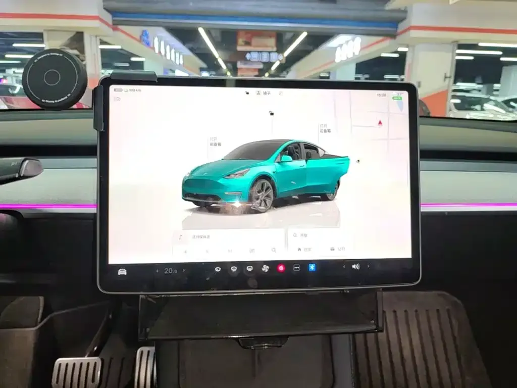 Tesla Model Y Long Range AWD 2024 — фото 13